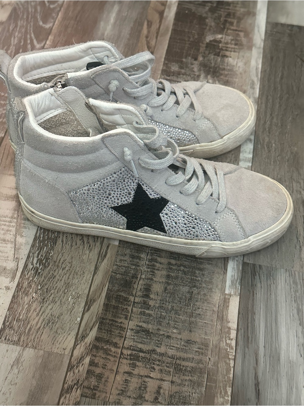 Vintage Havana  Suede High-Top Sneakers with Black Star Accent